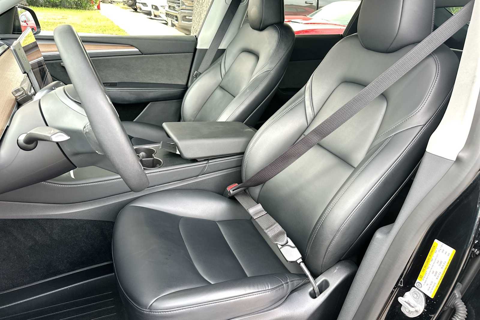 Used 2023 Tesla Model Y Long Range AWD/4WD image 17