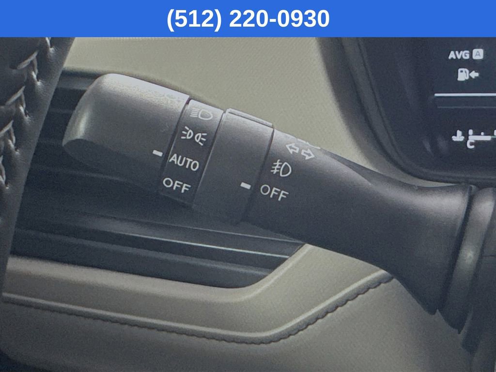 Used 2025 Subaru Forester Premium image 13
