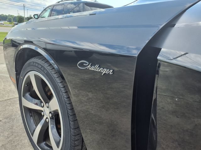 Used 2014 Dodge Challenger R/T RWD image 29