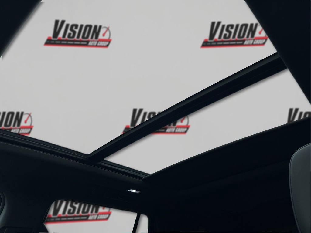 Used 2022 Chevrolet Tahoe Z71 w/ Off-Road Capability Package image 22