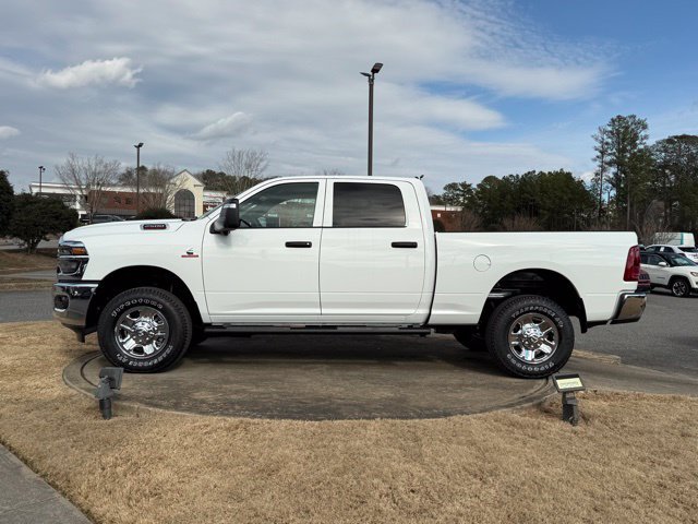 New 2026 RAM 2500 Tradesman AWD/4WD image 4