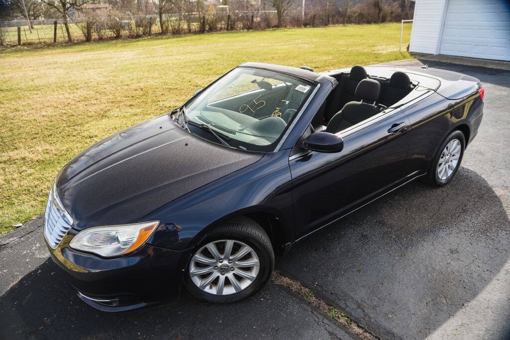 Used 2012 Chrysler 200 Touring FWD image 37