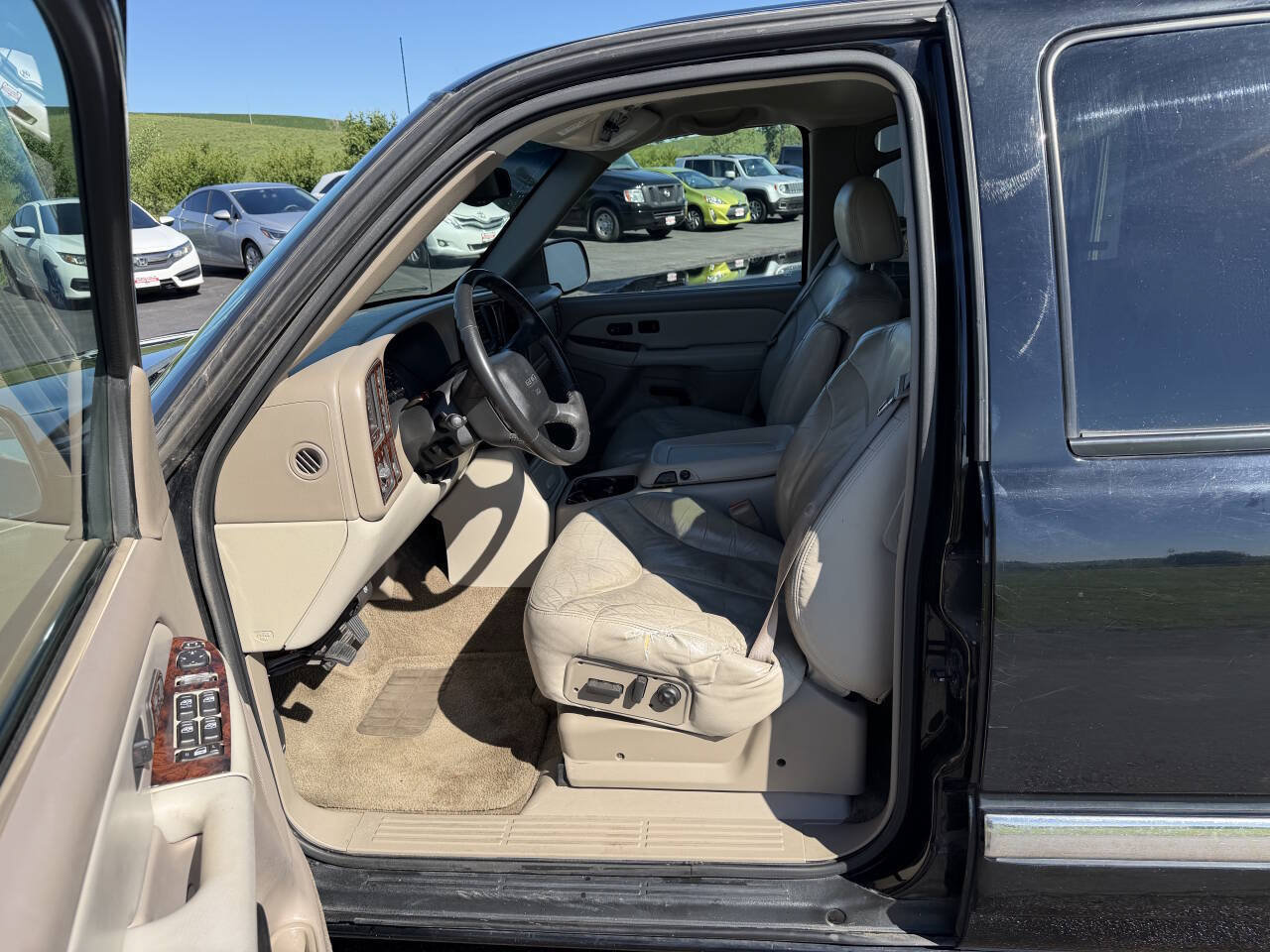 Used 2001 GMC Yukon XL SLT AWD/4WD image 12