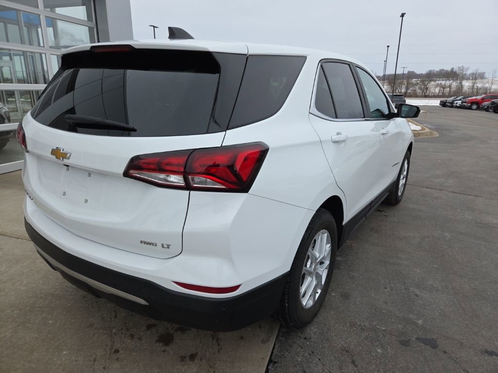 Certified 2024 Chevrolet Equinox LT w/ LPO, Floor Liner Package image 7