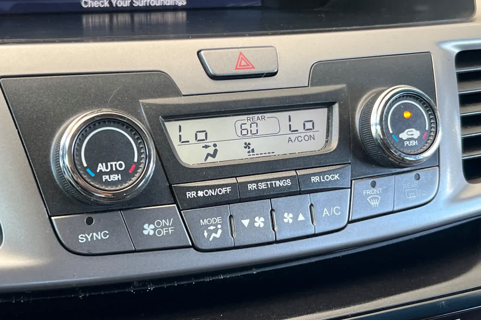 Used 2016 Honda Odyssey SE image 24