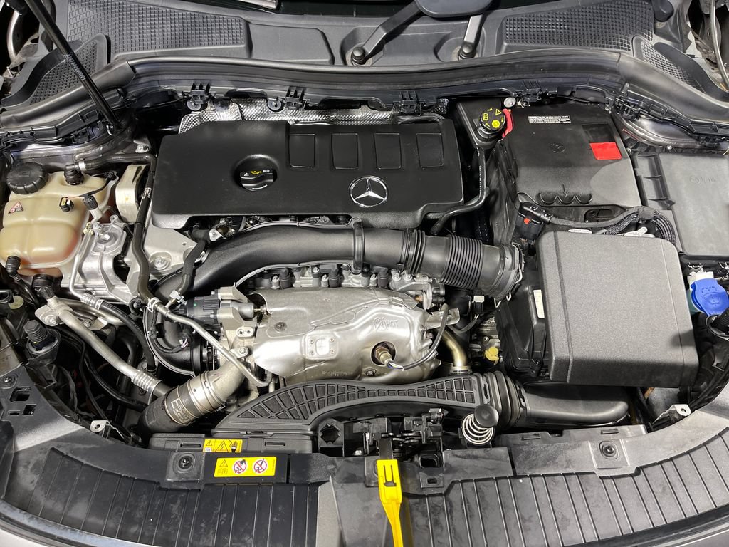 Used 2023 Mercedes-Benz GLA 250 image 9