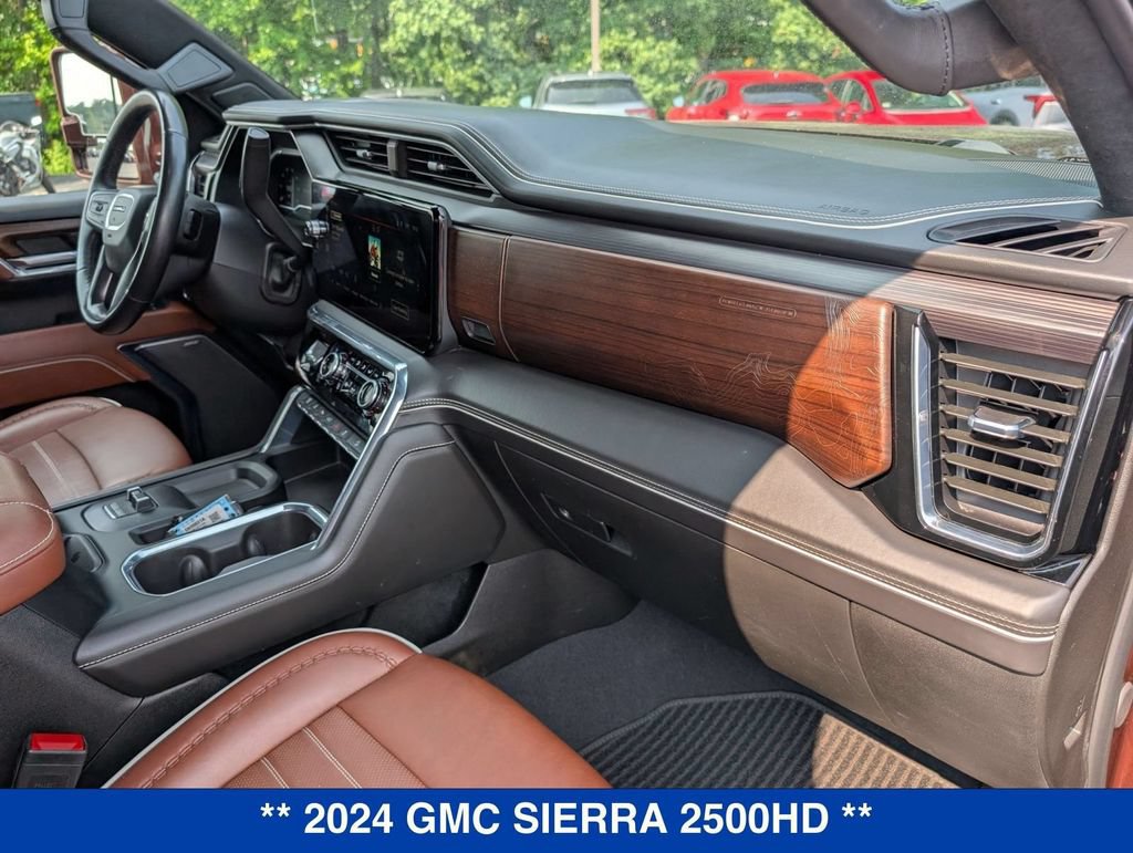 Used 2024 GMC Sierra 2500 Denali Ultimate AWD/4WD image 37