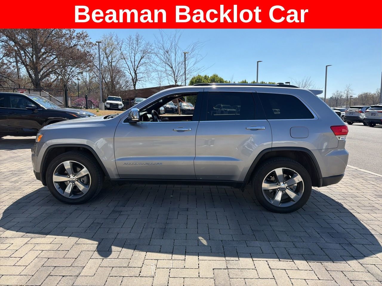 Used 2015 Jeep Grand Cherokee Limited w/ Trailer Tow Group IV image 7