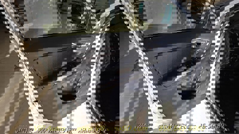 Used 2014 Volvo XC60 T6 image 12