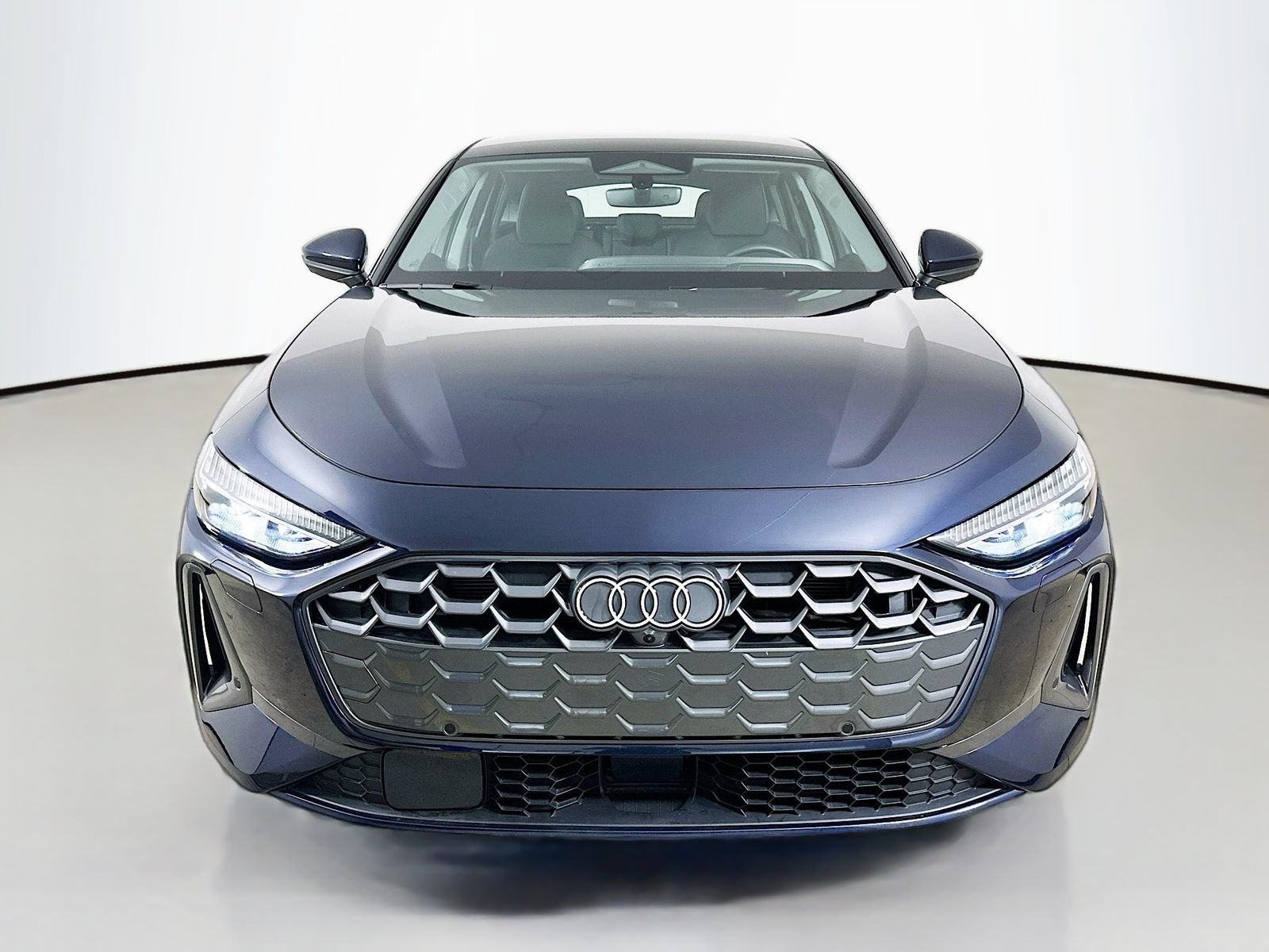 Used 2025 Audi A5 2.0T Premium w/ Premium Plus AWD/4WD image 2