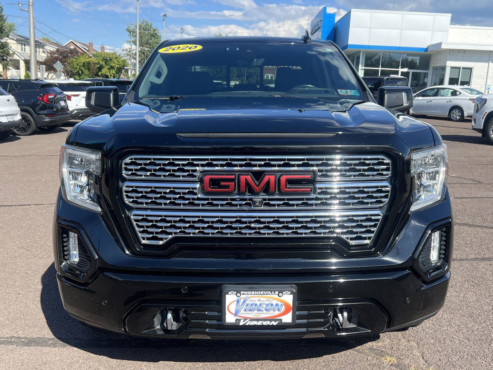 Used 2020 GMC Sierra 1500 Denali w/ Denali Premium Package AWD/4WD image 2