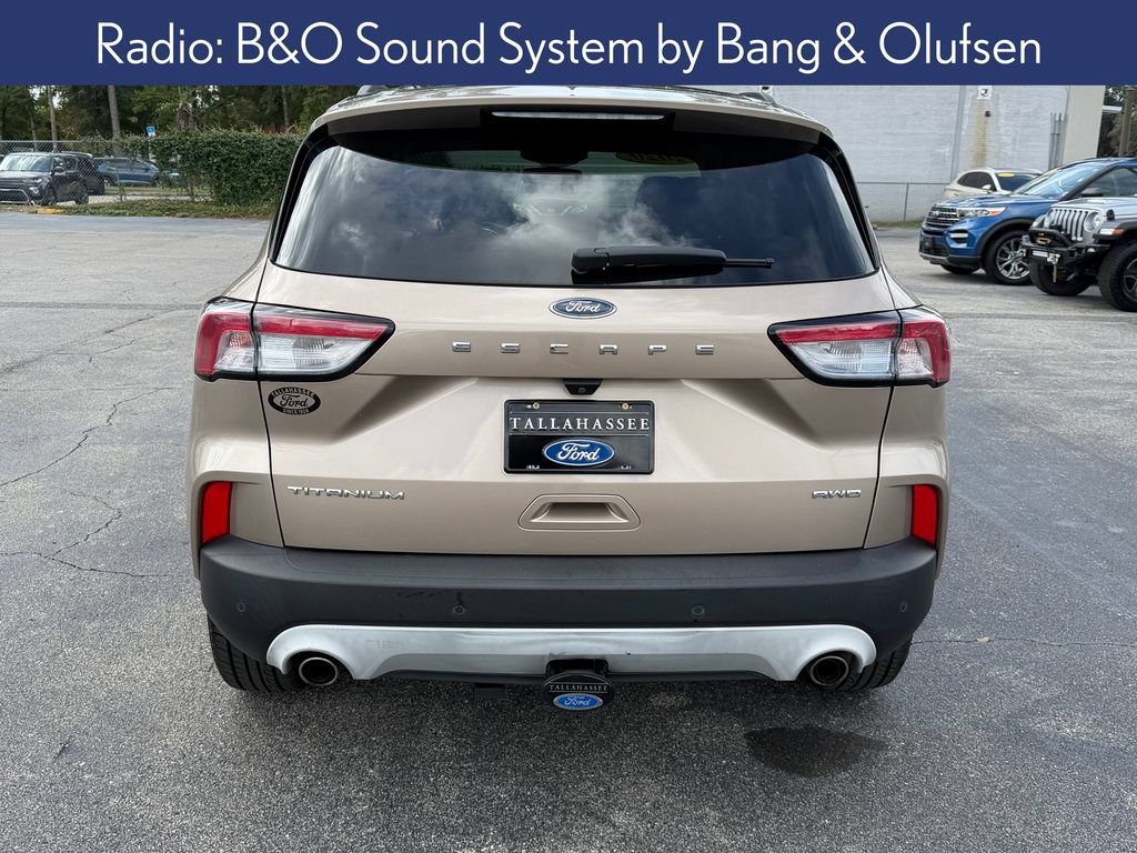 Used 2020 Ford Escape Titanium w/ Titanium Premium Package 2.0 AWD/4WD image 3