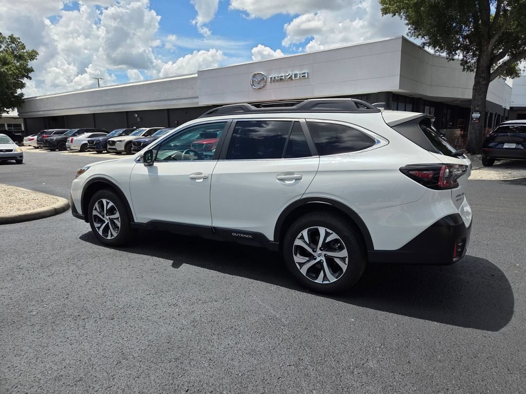 Used 2022 Subaru Outback Limited AWD/4WD image 9