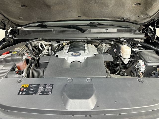 Used 2016 Cadillac Escalade Luxury image 34