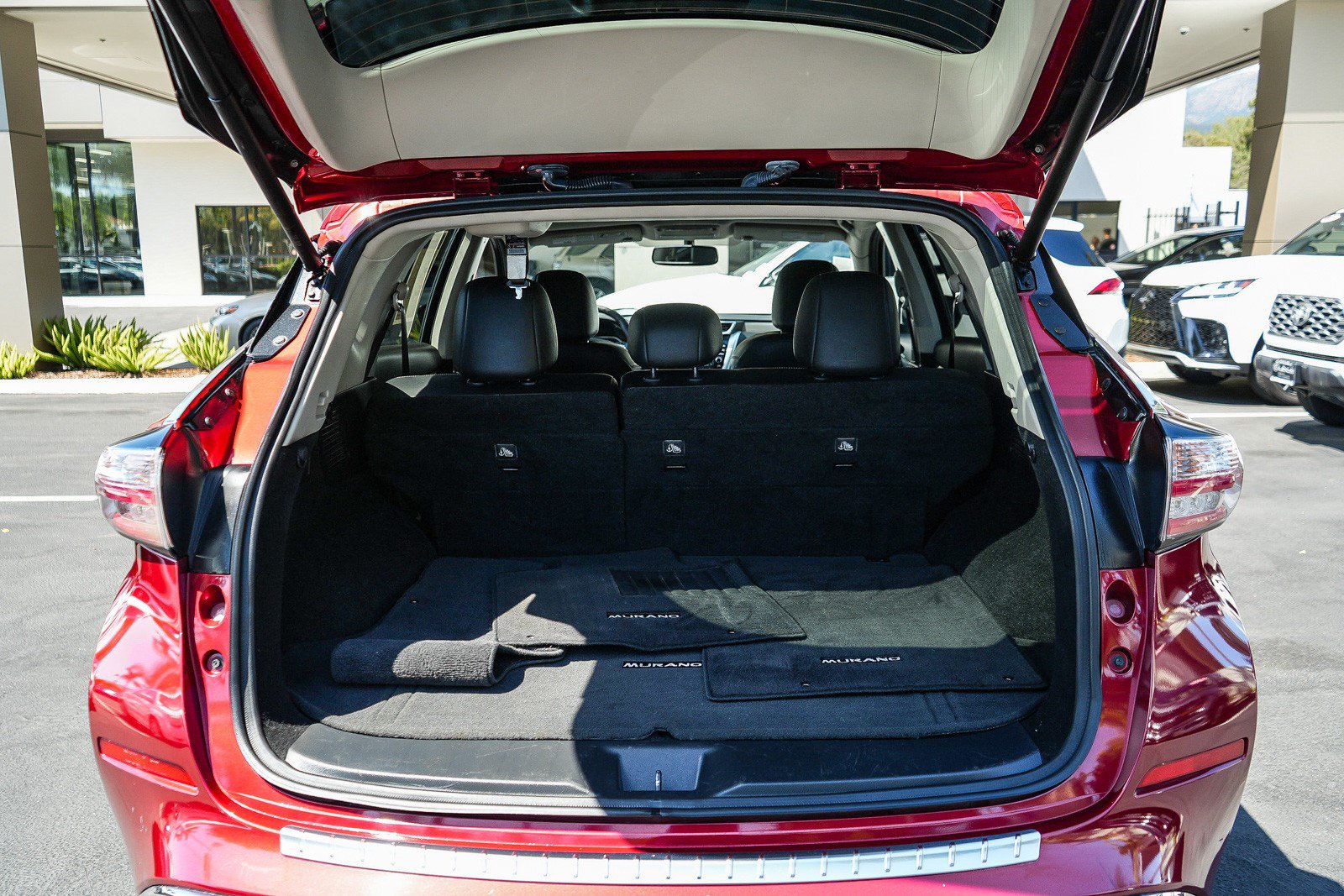 Used 2018 Nissan Murano SL w/ Cargo Package FWD image 24