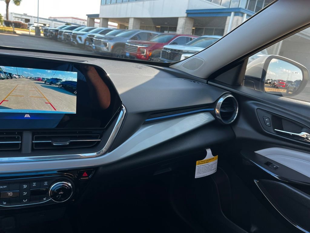 New 2026 Chevrolet Trax LT w/ Driver Confidence Package image 33