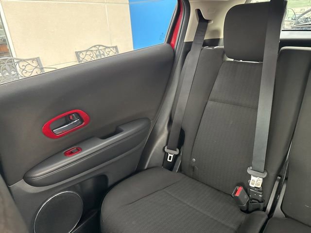 Used 2017 Honda HR-V EX image 10