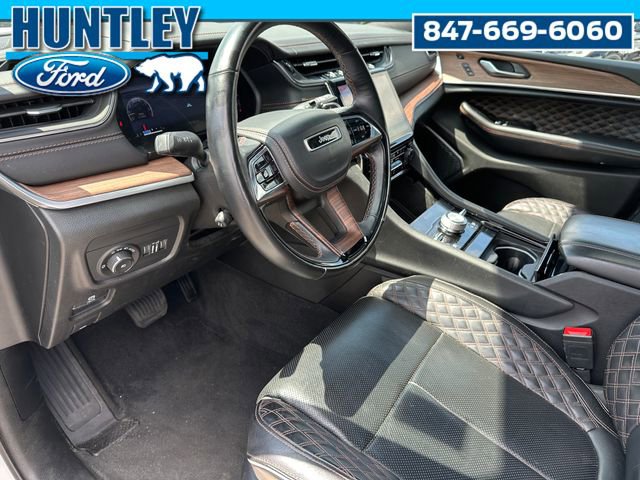 Used 2022 Jeep Grand Cherokee L Summit w/ Advanced Protech Group IV image 26