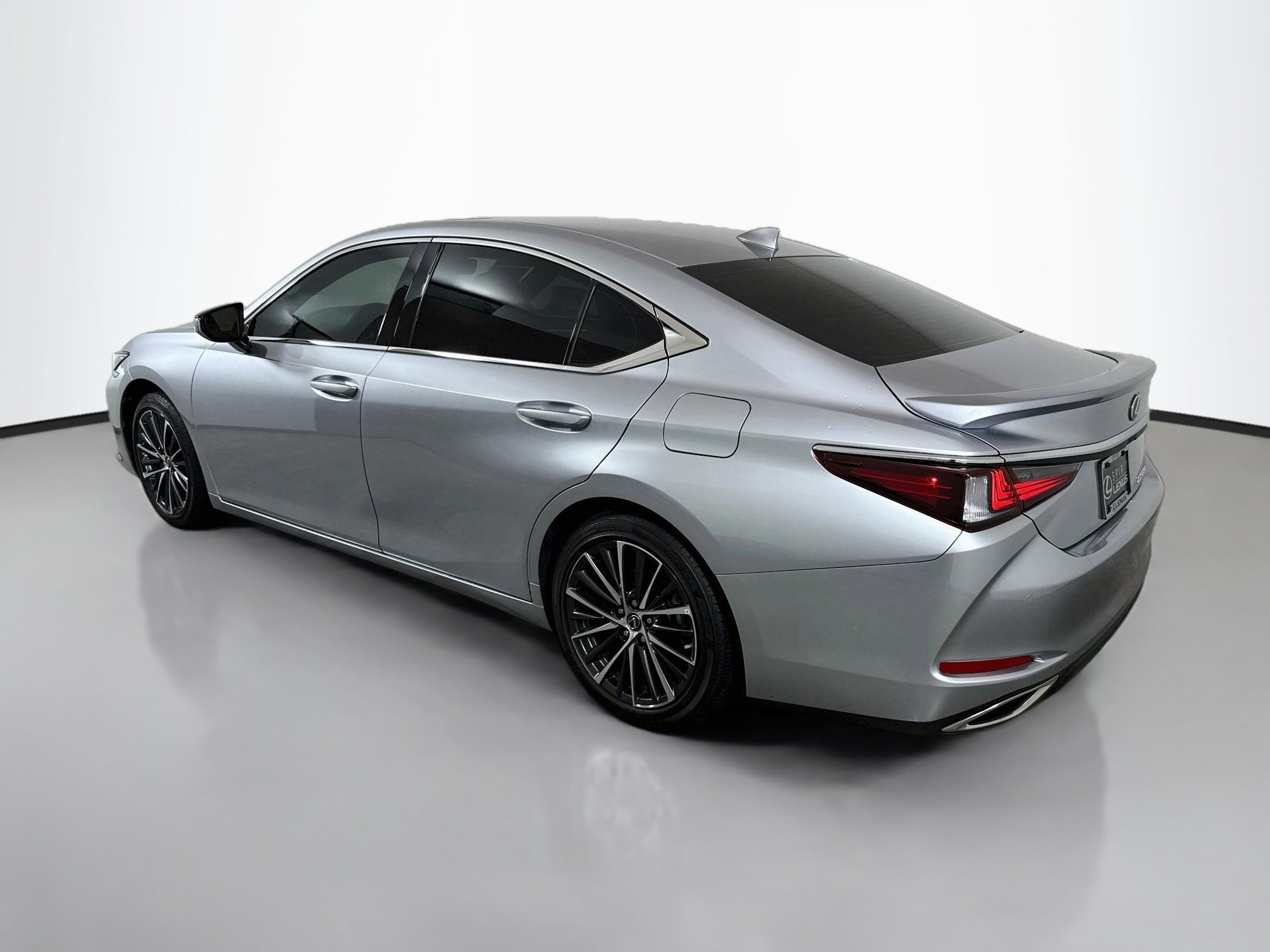 Used 2024 Lexus ES 350 w/ Premium Package FWD image 6