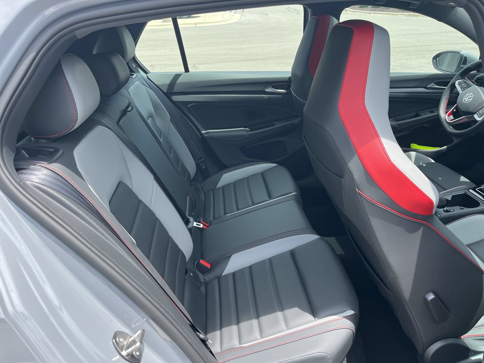 New 2026 Volkswagen GTI SE FWD image 25