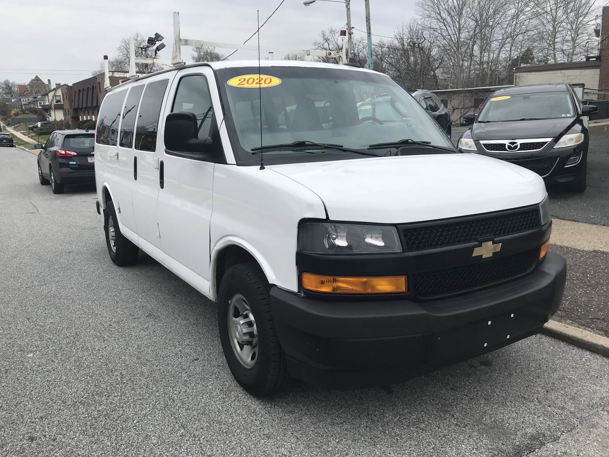 Used 2020 Chevrolet Express 3500 LS image 3