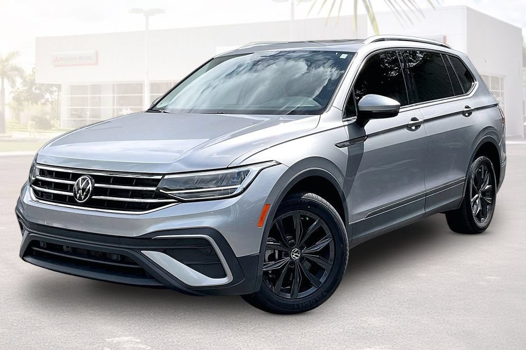 Used 2024 Volkswagen Tiguan SE FWD image 28