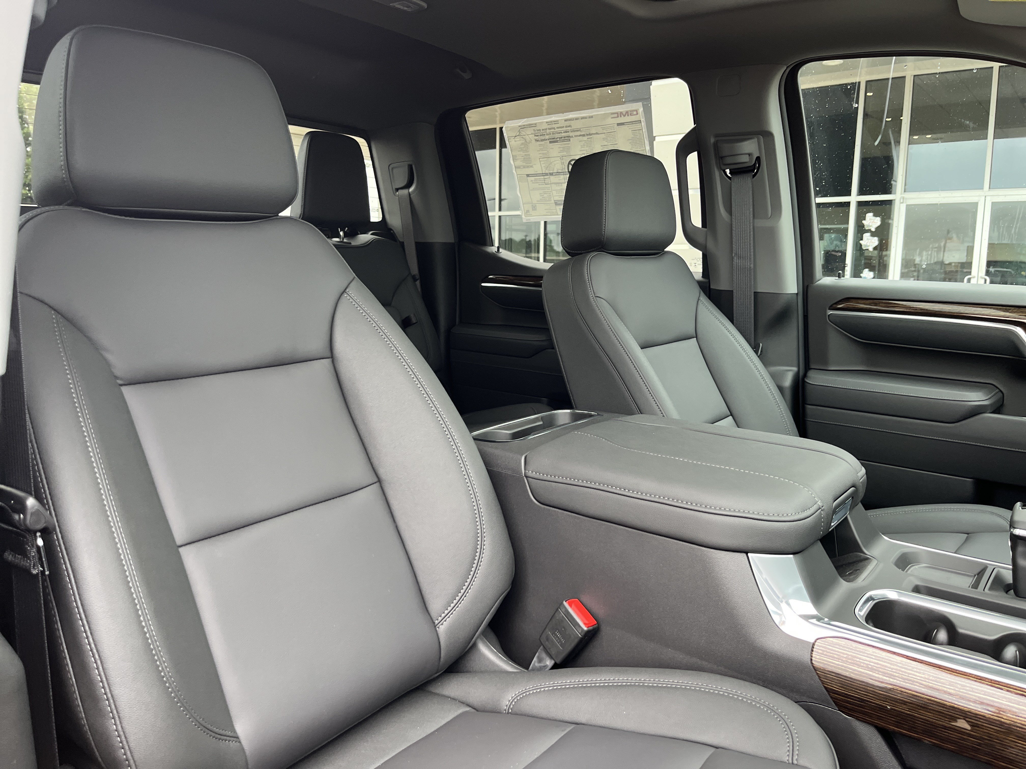 New 2026 GMC Sierra 1500 Elevation w/ Elevation Premium Package AWD/4WD image 18