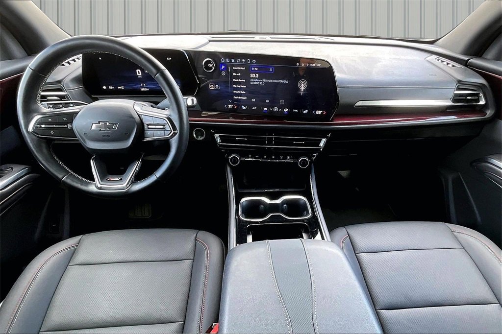 Used 2025 Chevrolet Traverse Z71 w/ Driver Confidence Package image 6