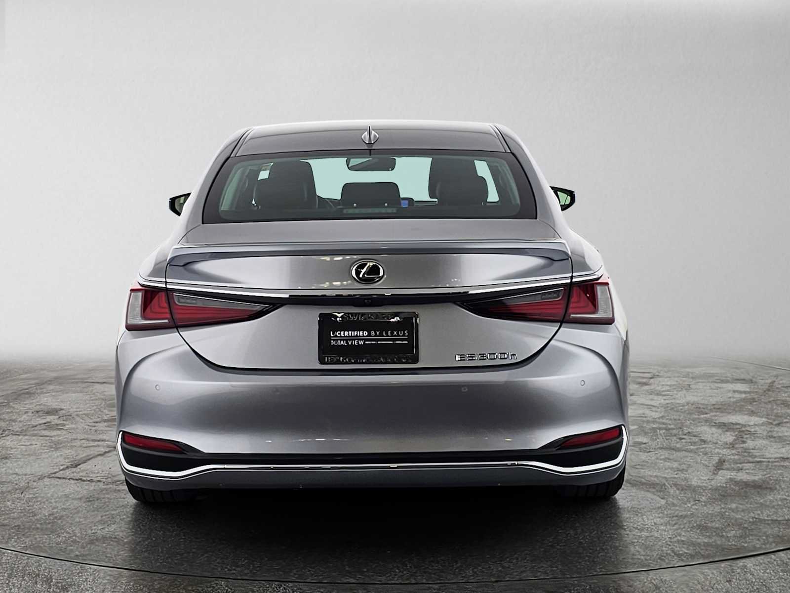 Certified 2023 Lexus ES 300h w/ Accessory Package (Z2) FWD image 4