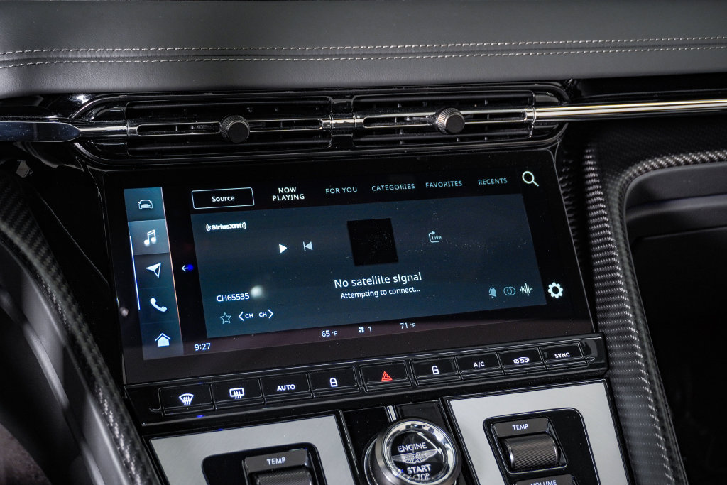 Used 2024 Aston Martin DB12 Convertible RWD image 30