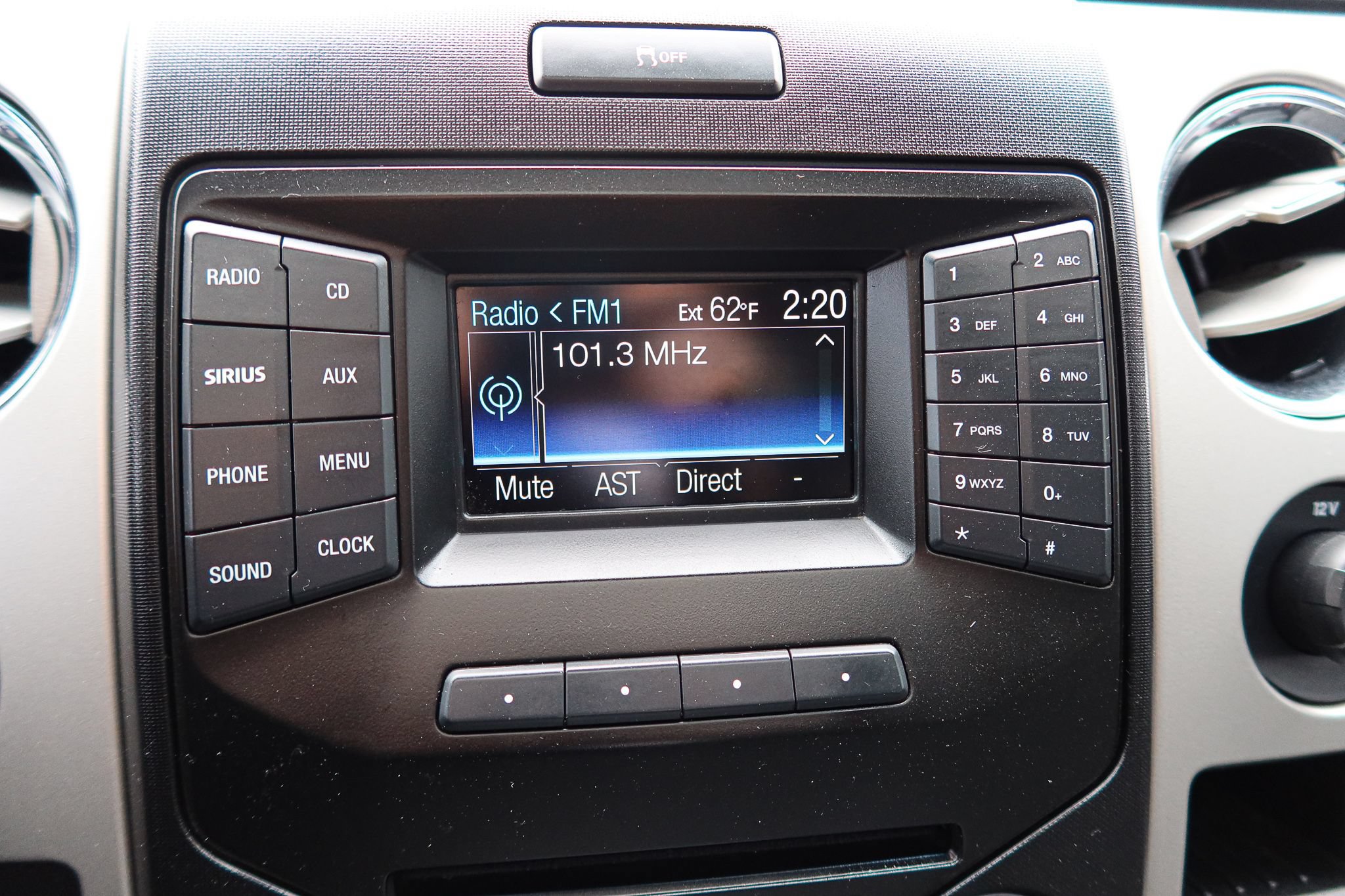 Used 2013 Ford F150 XLT w/ Luxury Equipment Group AWD/4WD image 23