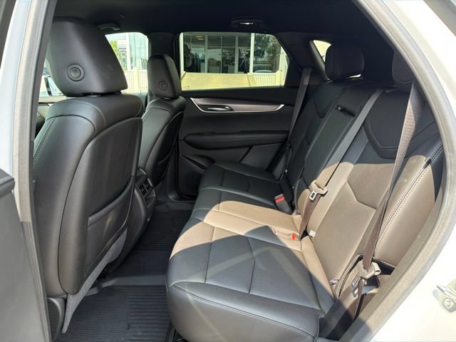 Used 2024 Cadillac XT5 Luxury w/ LPO, Floor Liner Package AWD/4WD image 24