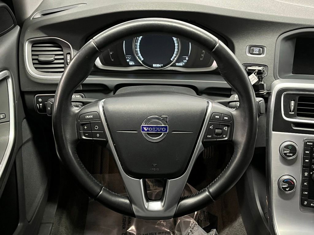 Used 2017 Volvo S60 T5 Dynamic w/ Vision Package FWD image 8
