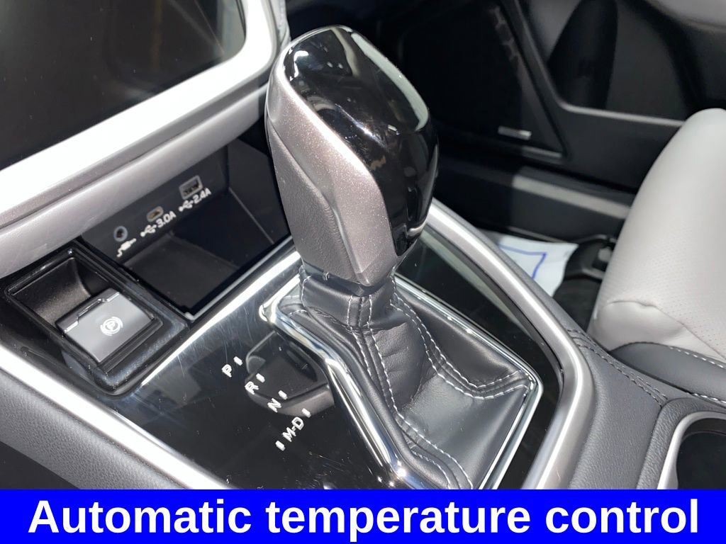 Certified 2025 Subaru Outback Limited image 17