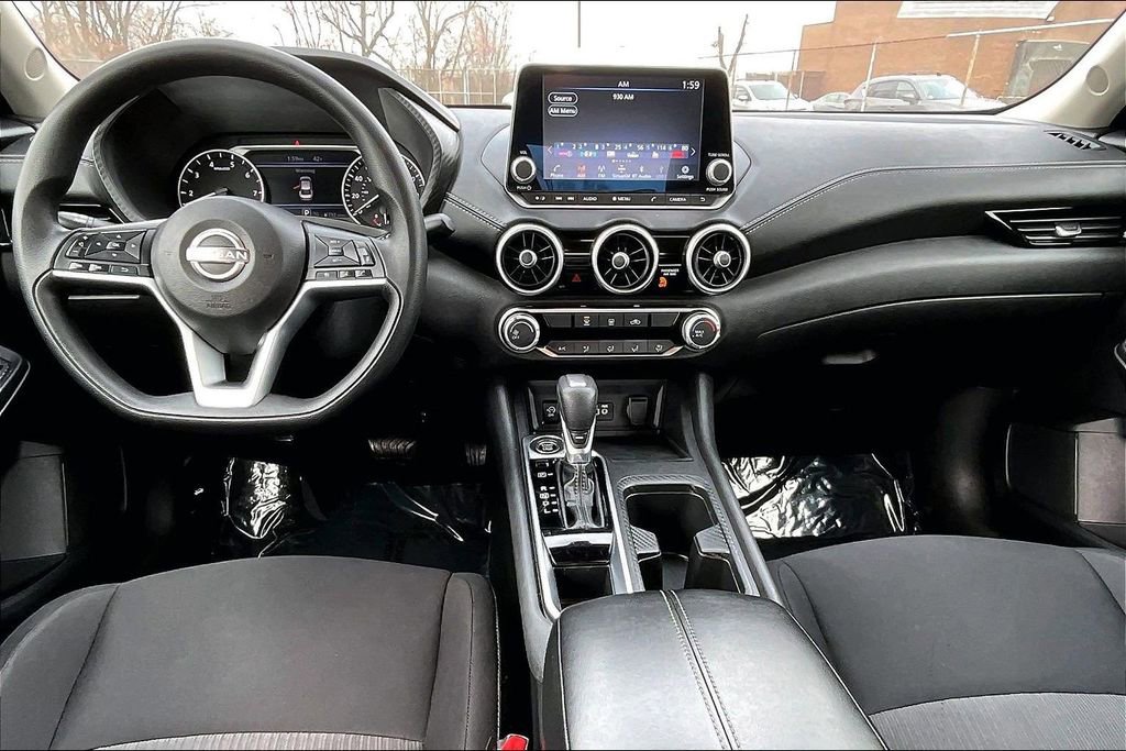 Used 2024 Nissan Sentra SV FWD image 14
