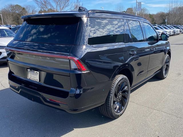 New 2026 Lincoln Navigator Reserve w/ Jet Appearance Package image 30