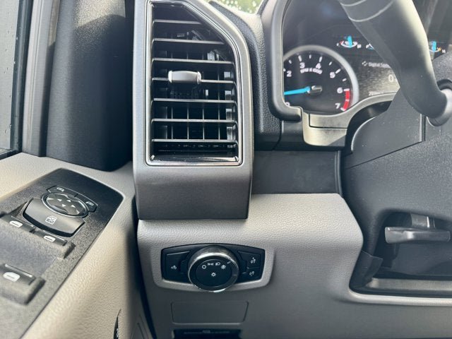 Used 2021 Ford F350 XLT image 19