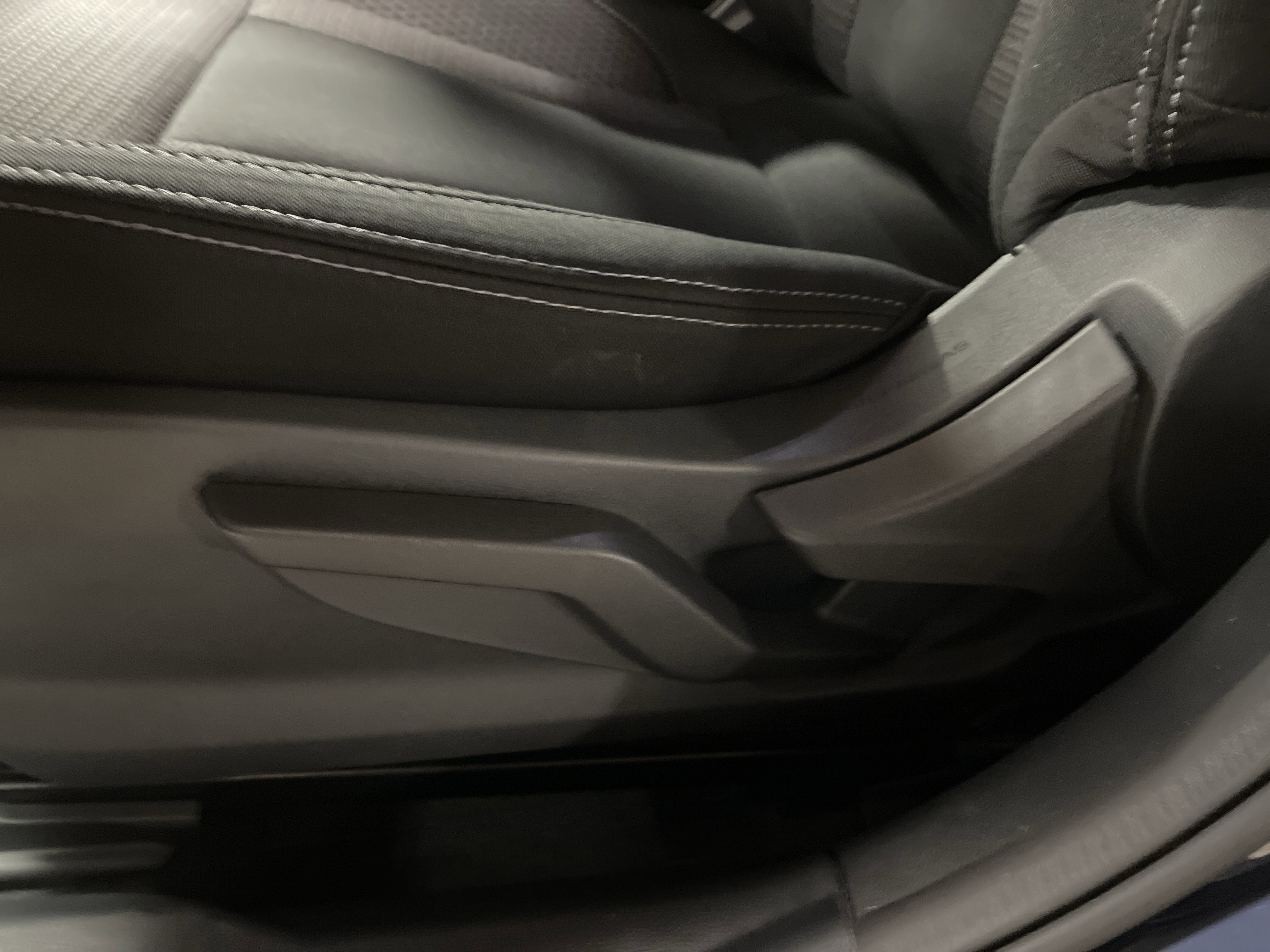 Used 2023 Subaru Outback 2.5i image 9