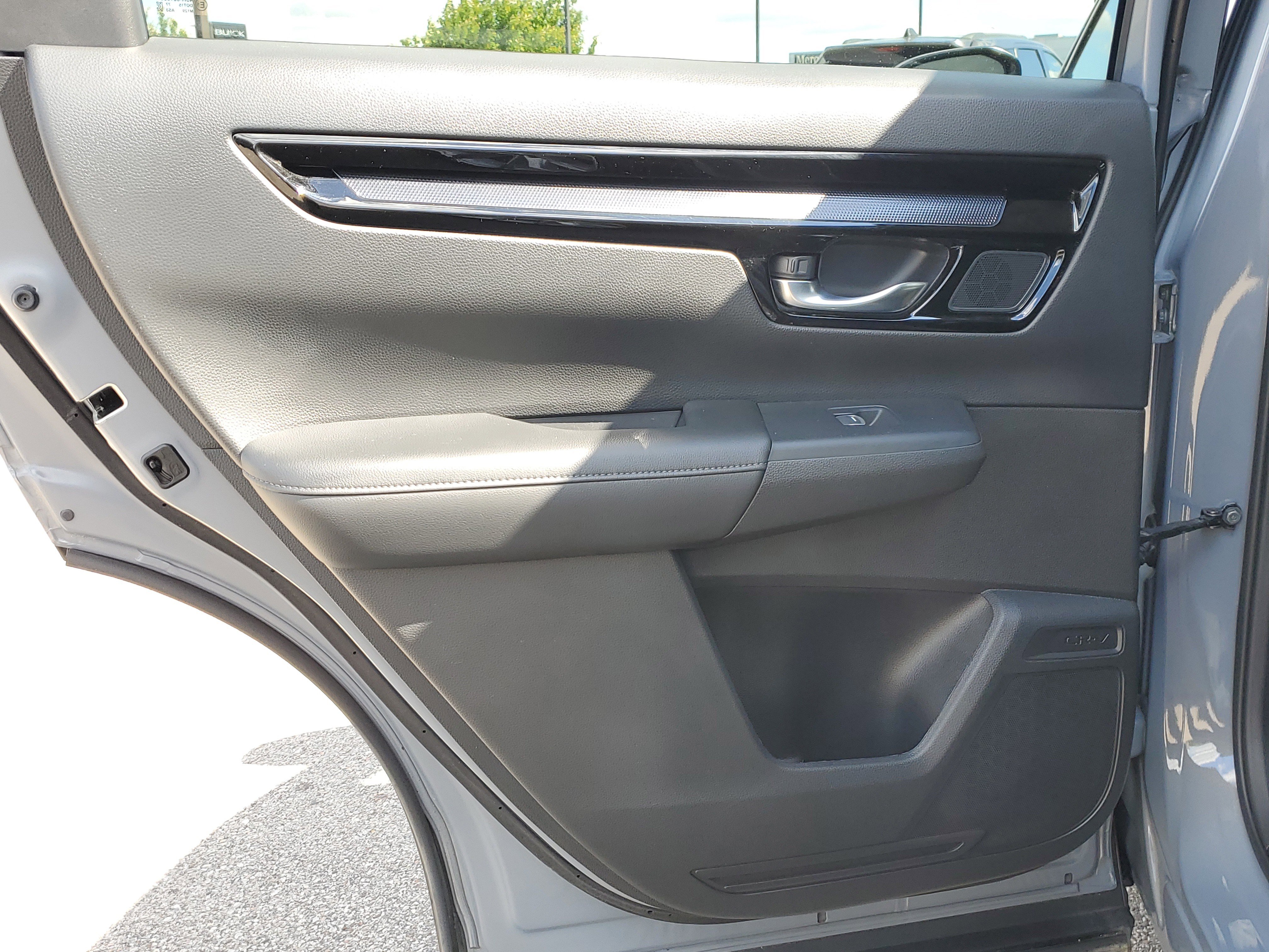 Used 2024 Honda CR-V EX-L image 17