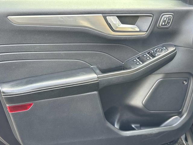 Certified 2021 Ford Escape Titanium image 20