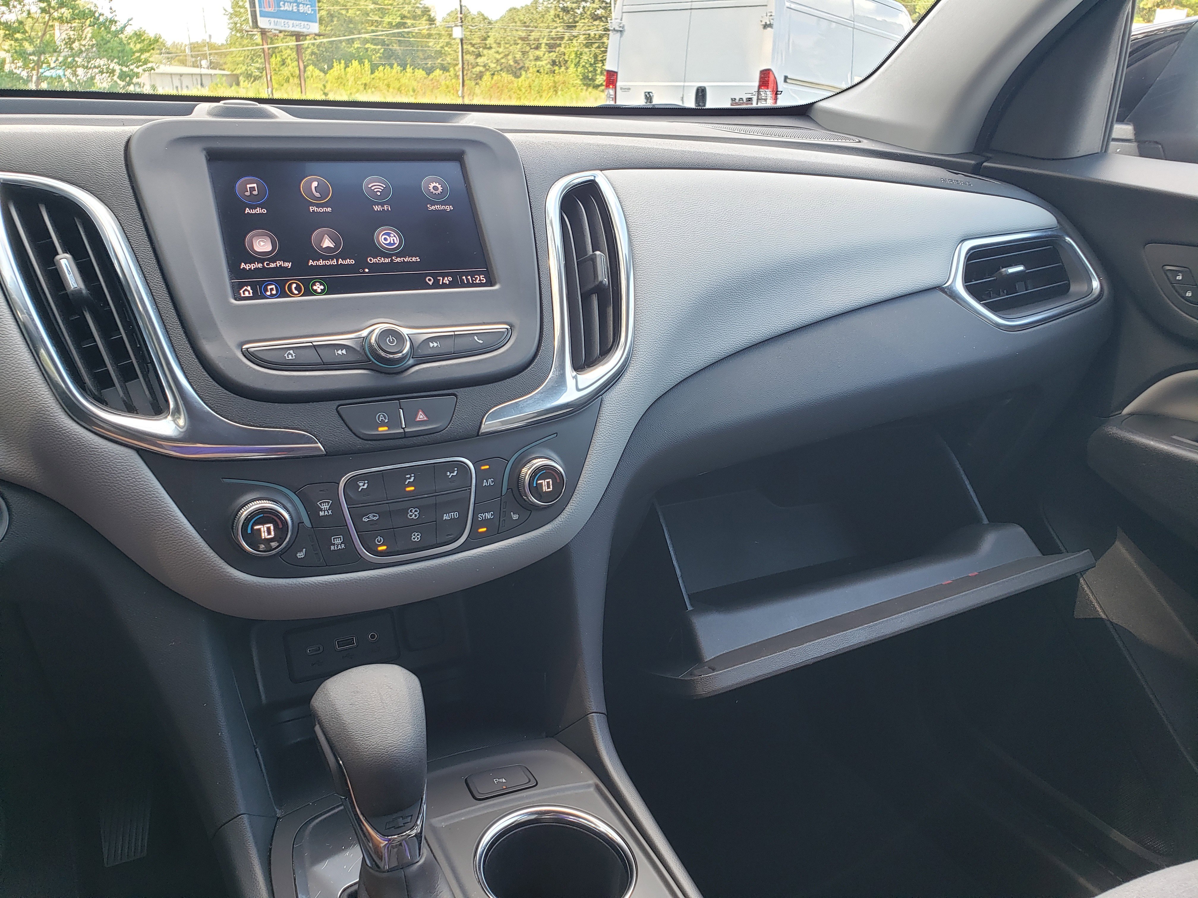 Used 2024 Chevrolet Equinox LT image 26