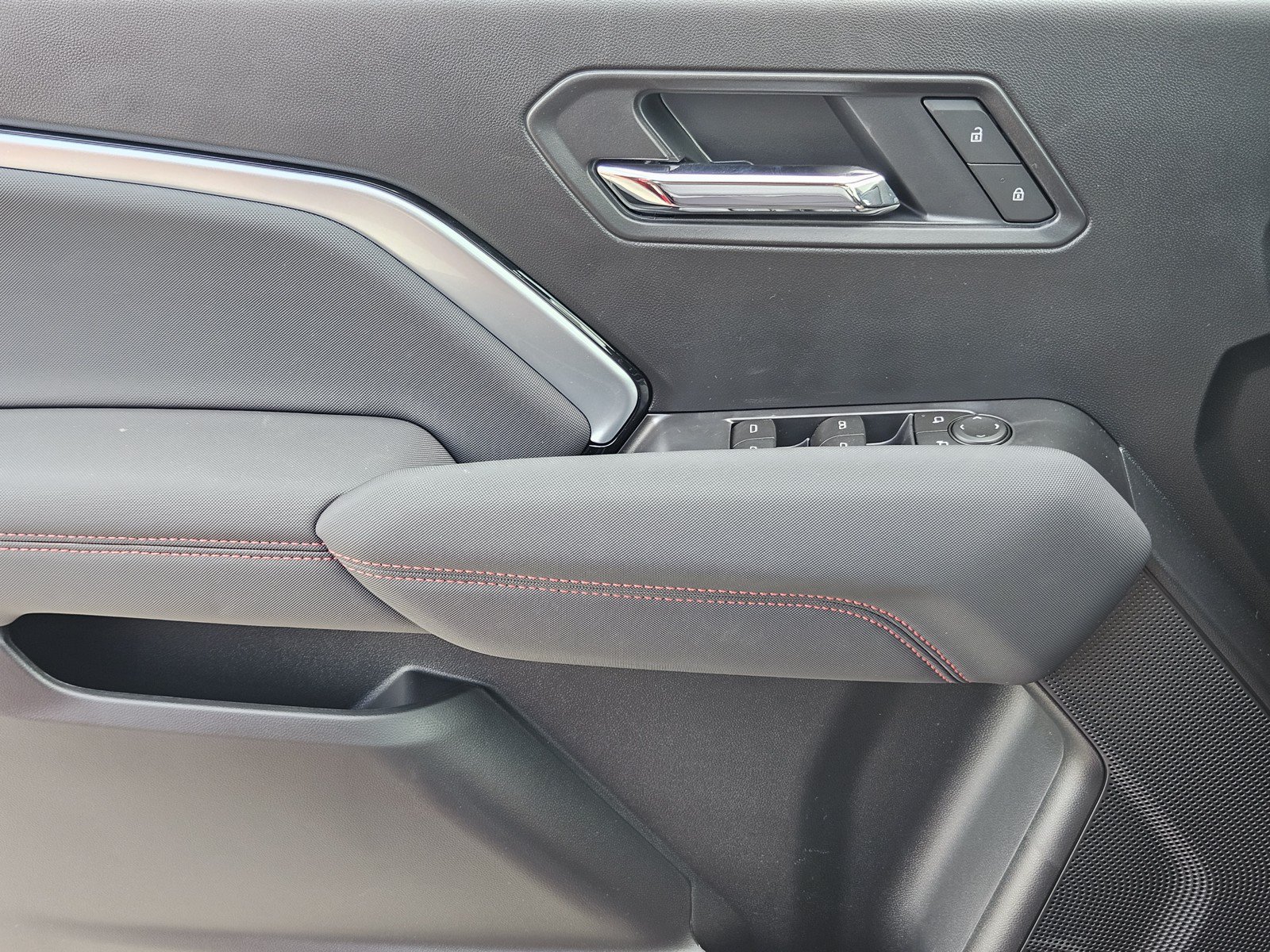 New 2026 Chevrolet Colorado Z71 AWD/4WD image 16