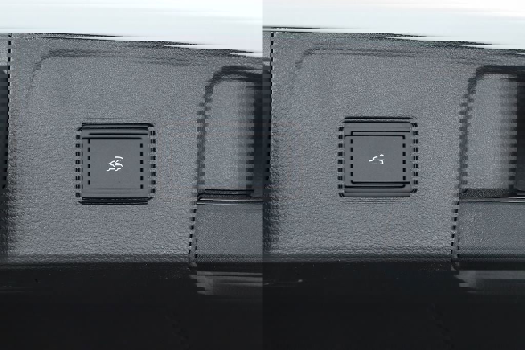 New 2026 Volkswagen Atlas SE image 69