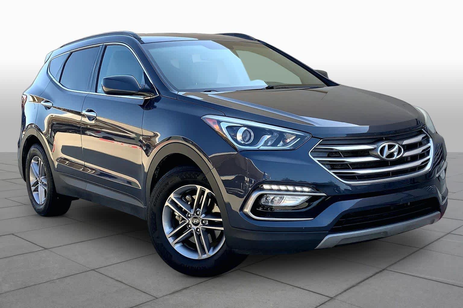 Used 2017 Hyundai Santa Fe Sport FWD image 3