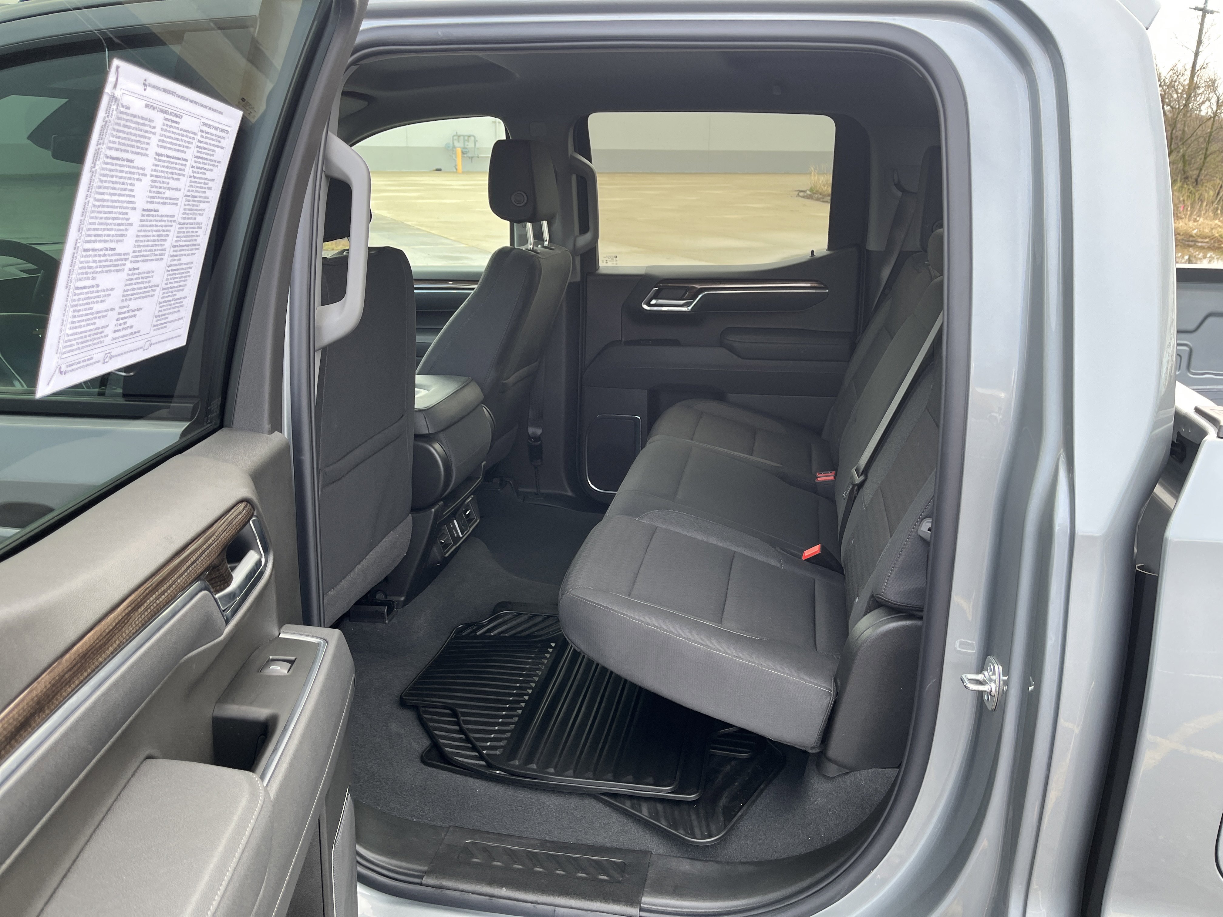 Used 2026 Chevrolet Silverado 1500 LT image 13