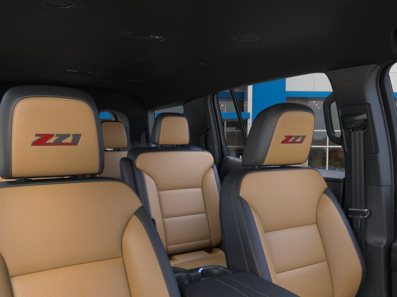 New 2027 Chevrolet Traverse Z71 w/ Enhanced Driving Package AWD/4WD image 24