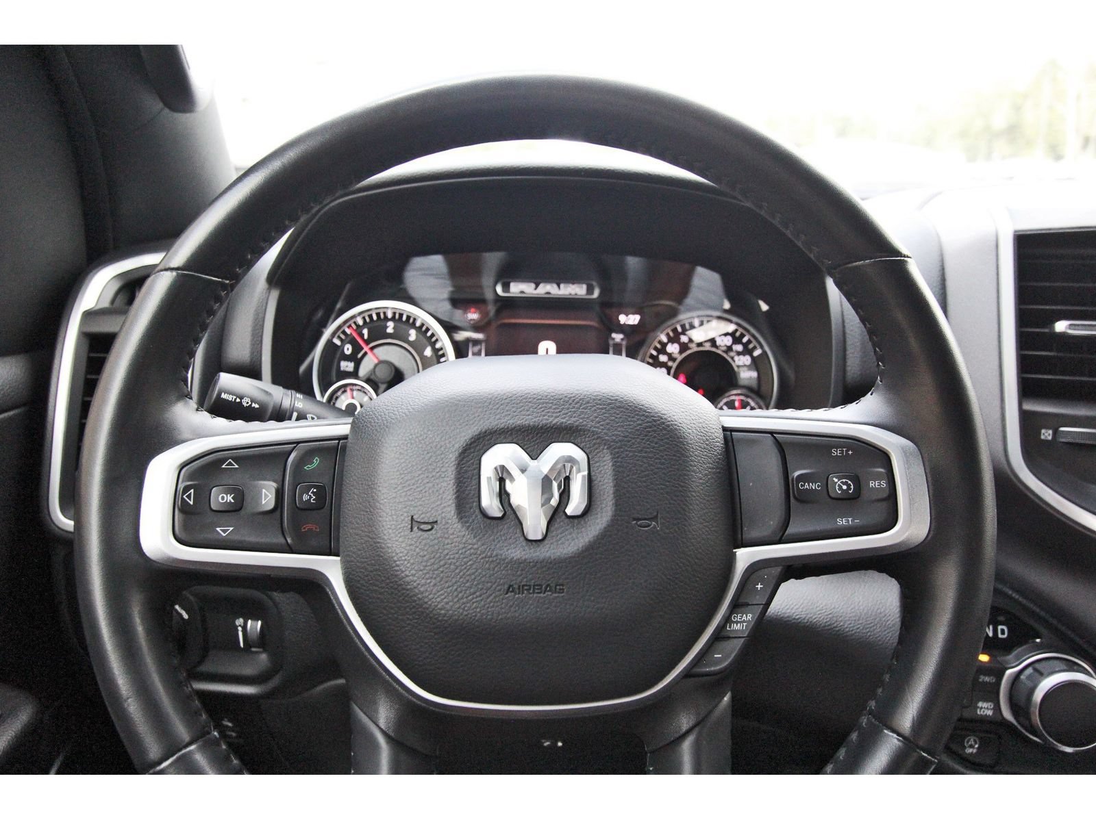 Used 2022 RAM 1500 Lone Star AWD/4WD image 15