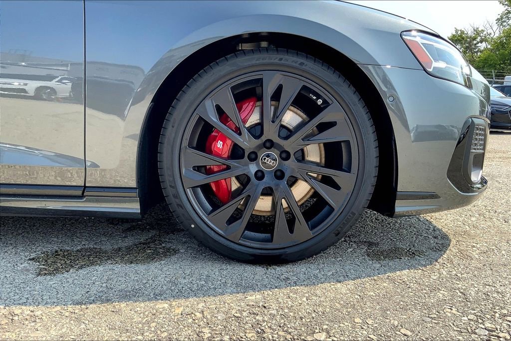 New 2025 Audi S8 image 11