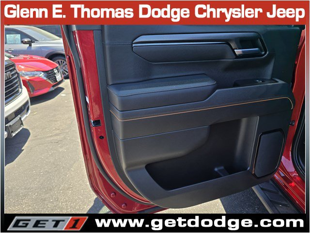 Used 2025 GMC Sierra 1500 AT4 w/ AT4 Premium Package AWD/4WD image 28