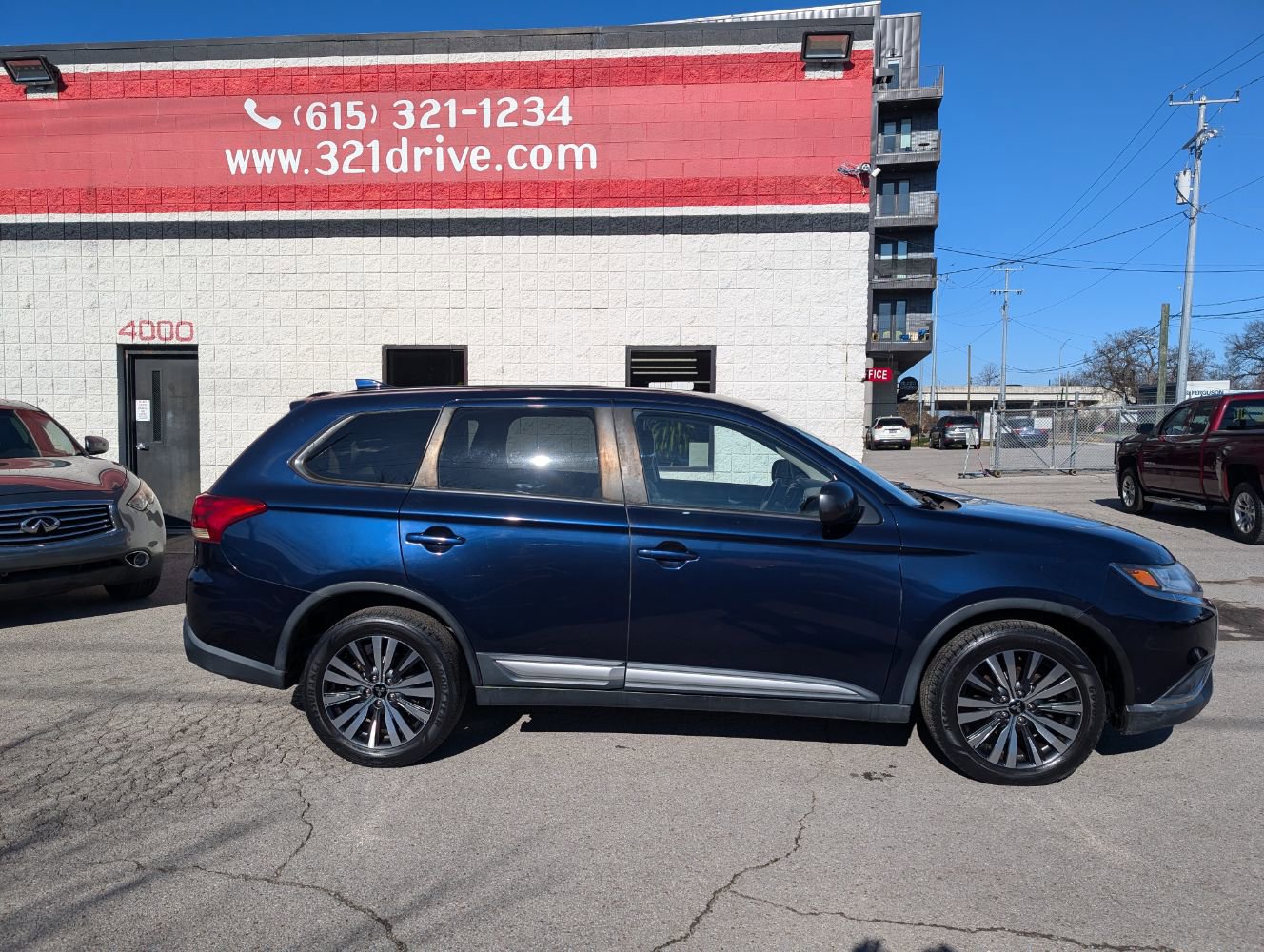 Used 2019 Mitsubishi Outlander ES image 5